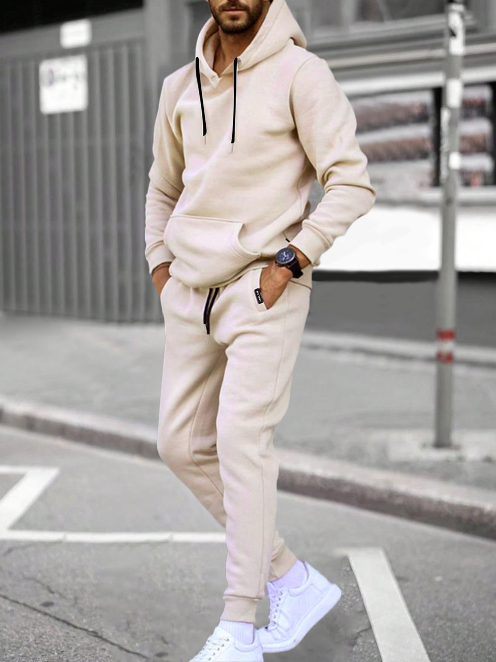 男士休闲连帽衫和慢跑者套装
