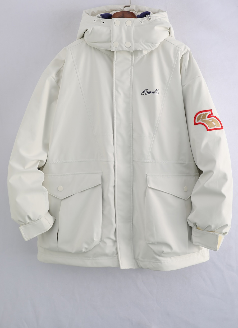 男士掉落的肩连帽质量夹克